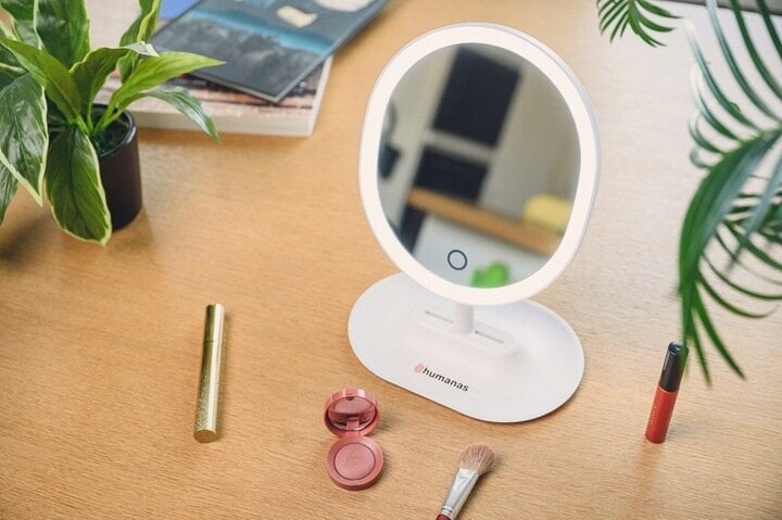 kosmetinisveidrodissuapsvietimu21x30x14cm9130cpigiaureference2jpg belsilt Kosmetinis veidrodis su apšvietimu 21x30x14 cm