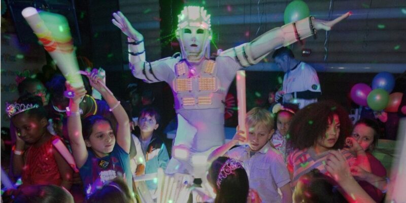 LED Disco lazeris su garso jutikliu  šviesos efektai renginiams