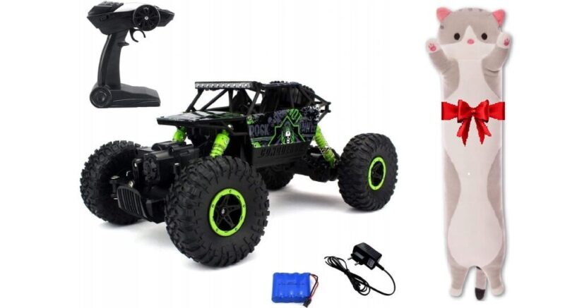 Nuotoliniu būdu valdomas automobilis Rock Crawler 4x4 ir pliušinė pagalvė Katė, 50 cm