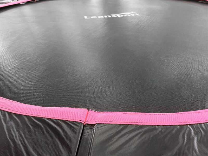 Batutas Lean Sport 244 cm juoda rožinė – patvari konstrukcija