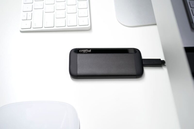Crucial X8 Portable SSD 1TB  greita ir patvari duomenų saugykla