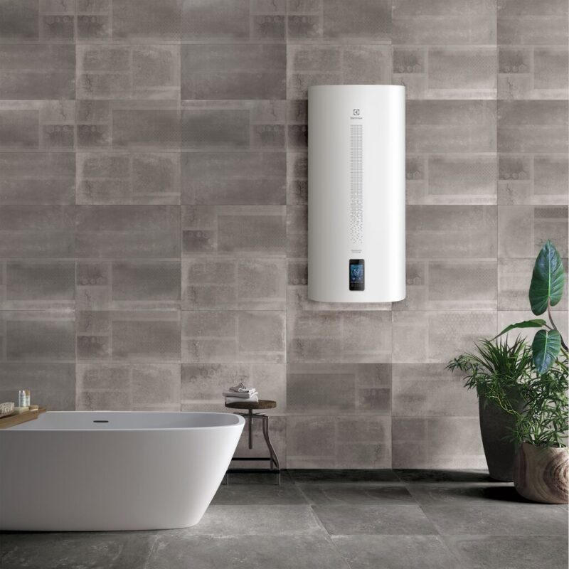 Elektrinis vandens šildytuvas Electrolux EWH 30 SmartInverter PRO - Image 2