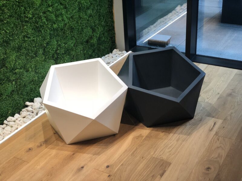Vazonas Vesari 458×69 cm antracito spalvos  Belsilt