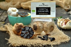 Juleko Bio fermentuotas juodasis česnakas 2 galvutės apie 100 g