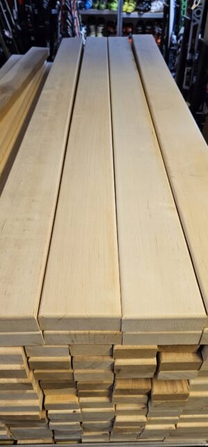 Alksnio lenta saunos gultams ir suolams, 3,5 x 12 x 150 cm, šlifuota, saunos įrengimui