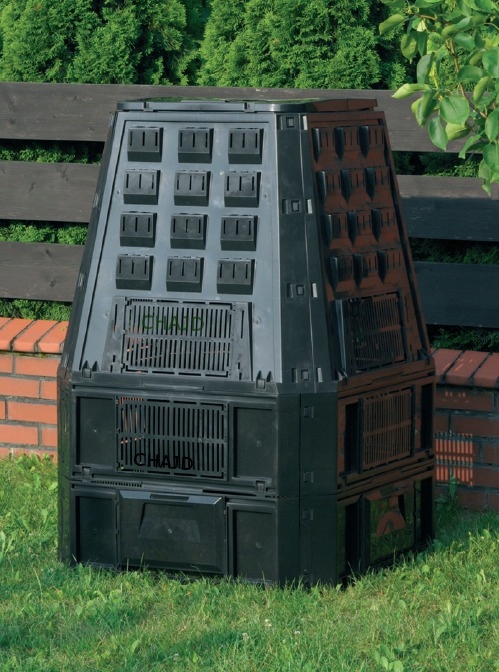 KOMPOSTOWNIK850L2PREPARATYNOWYMODELDlugoscdluzszybokpodstawy90cm belsilt Komposto dėžė sodui 850 l plastikinė su pagrindu juoda