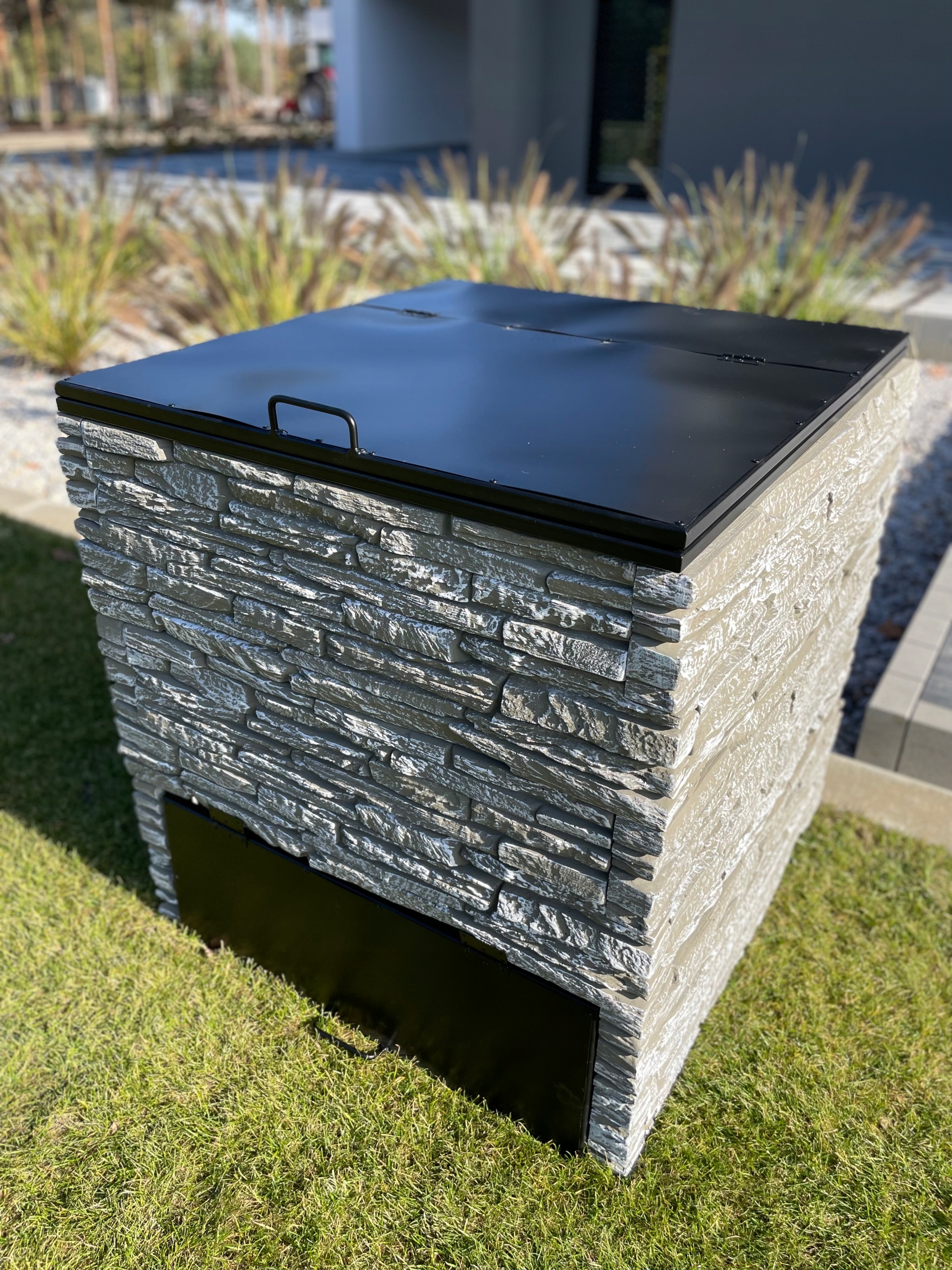 Kompostownikogrodowyduzykompostownikjednokomorowybetonowy90x90x90Dlugoscdluzszybokpodstawy90cm belsilt Komposto dėžė sodui 729 l atspari šalčiui su ventiliacija su dangčiu