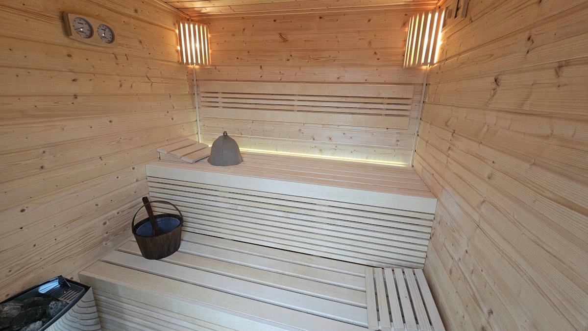 SAUNAOGRODOWABLOCKSHEBAN26OSOB192x192x230cmPIECELEKTRYCZNYPORJUNDlugosc192cm belsilt Block S Heban lauko sauna 26 asmenims 192 x 192 x 230 cm elektrinė Porjun krosnelė sodui ir sodybai