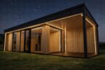 Moderni 35 x 10 m lauko sauna su pavėsine kubilui Wi Fi ir Harvia krosnelė