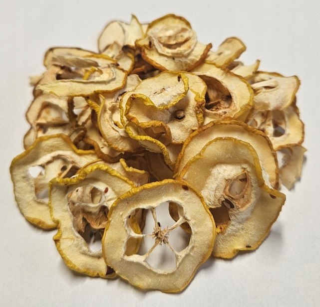SUSZONYPigwowiecJaponskiEKOLOGICZNYSMACZNEZDROWEowocepigwowcaEKOWaga50g belsilt Džiovinti svarainių vaisiai ekologiškas produktas kepiniams