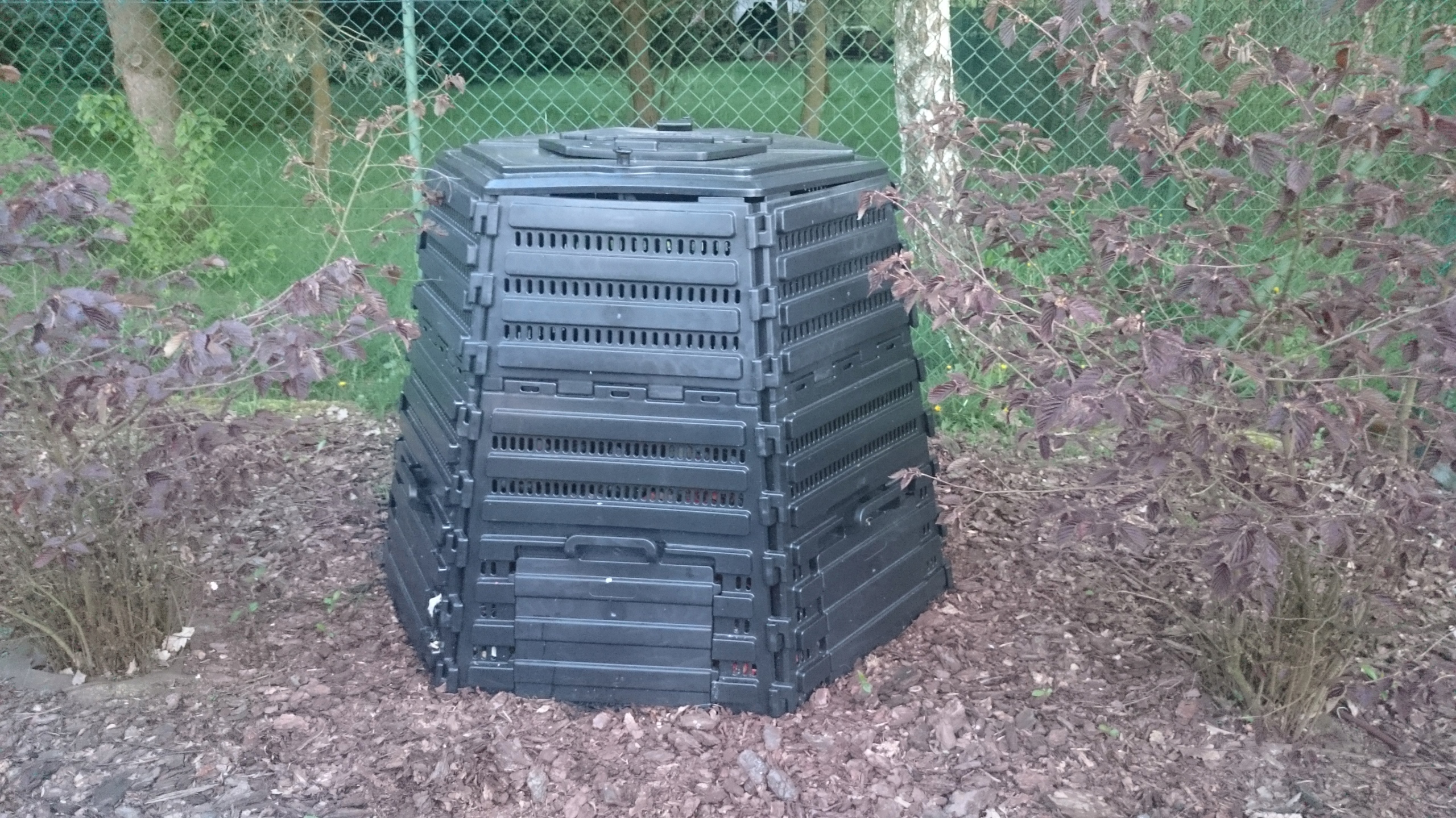 Komposto dėžė sodui, 1380 l, plastikinė, atspari šalčiui