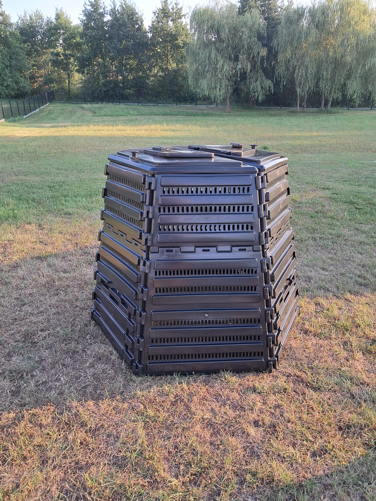 Komposto dėžė sodui, 1380 l, plastikinė, atspari šalčiui