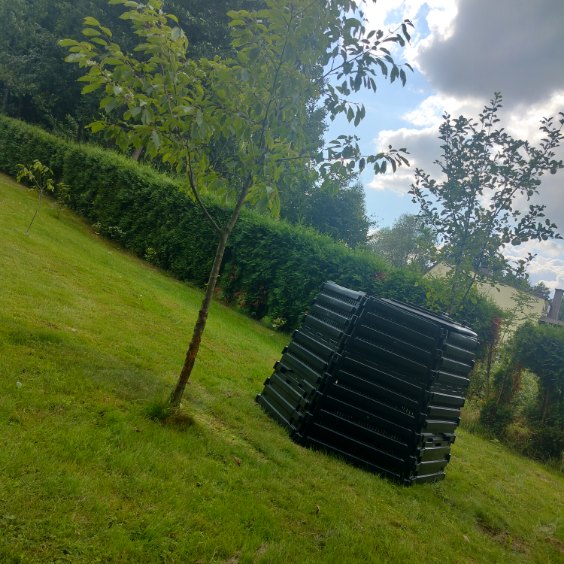 Komposto dėžė sodui, 1380 l, plastikinė, atspari šalčiui
