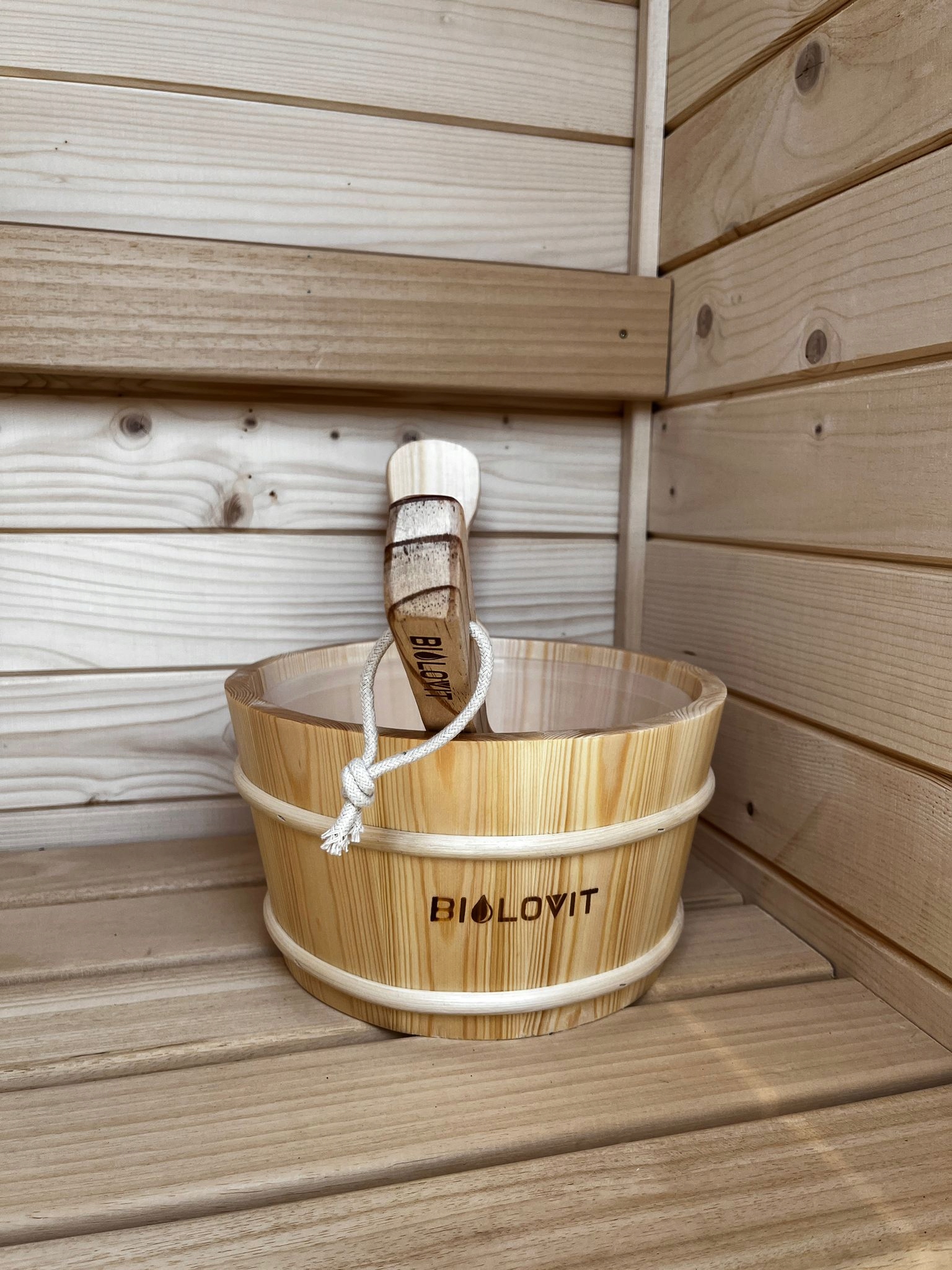 a3bd80cb4007908c436e26840e04 belsilt Lauko sauna 2 asmenims su elektrine krosnele 35 kW