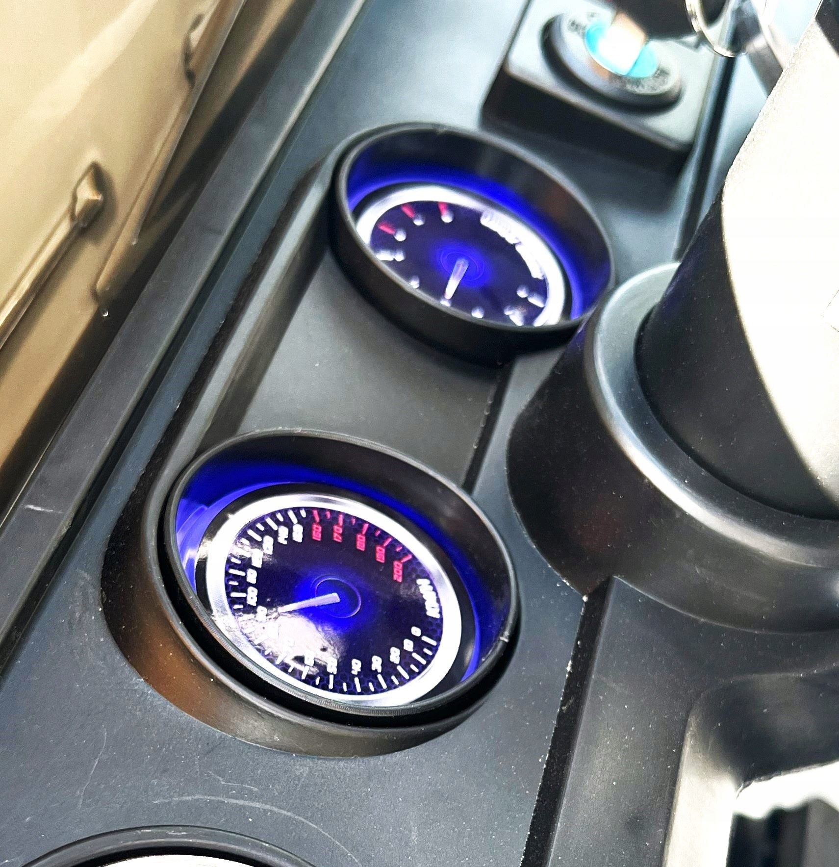 1d99bdb147f98fb355c8d8398d41 belsilt Elektryczny samochód dla dzieci Jeep Speed Supercar FT 938 4X4