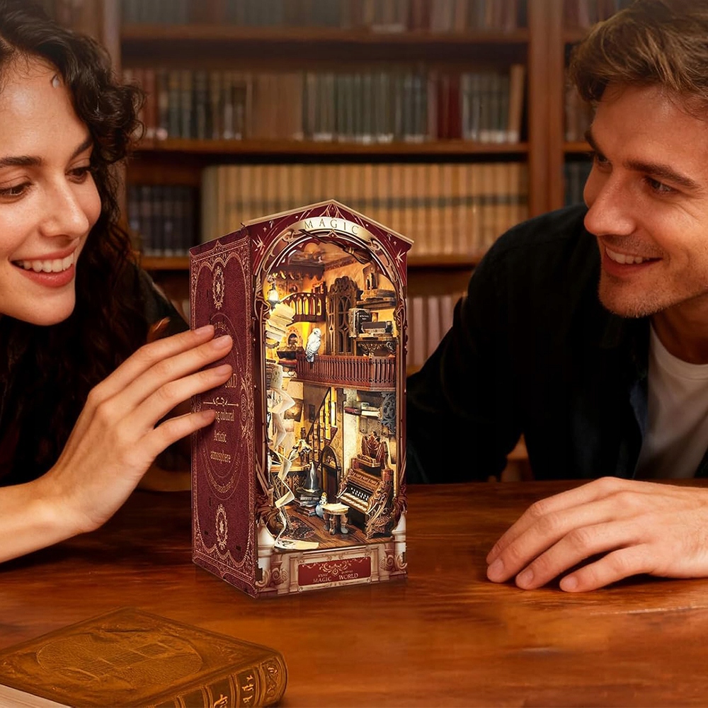 779c893f4f40948d3f0420317702 belsilt Book Nook magijos miniatiūrų namelio DIY rinkinys 254 cm