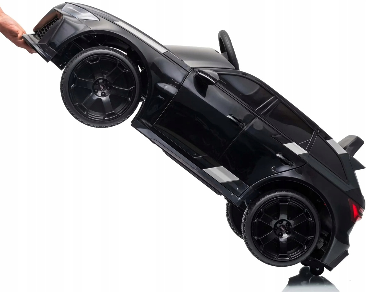 AUDIRS6GTAVANT4x4EVASKORAAutonaakumulator12v9ahBluetoothInformacjedotbezpieczenstwaizgodnosciproduktuDouzytkupodbezposrednimnadzoremosobydoroslej belsilt Audi RS6 GT Avant 4X4 elektrinis automobilis vaikams 12V