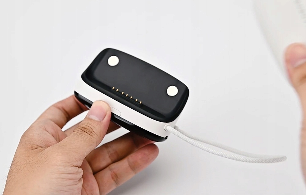 BoboVRPD100BazaLadujacaPowerbank30WUSBCDoAkumulatoraB100VRKodproducentaPD100 belsilt BoboVR PD100 Baza išorinė baterija 30W USB C skirta akumuliatoriaus B100 VR