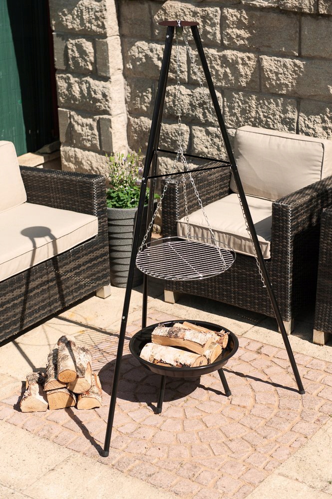 GRILLOGRODOWYOGNISKOWYWISZACYTROJNOGOGNISKOPALENISKOWysokoscproduktu150cm belsilt Laužo trikojis grilis praktiškas sprendimas sodo vakarams
