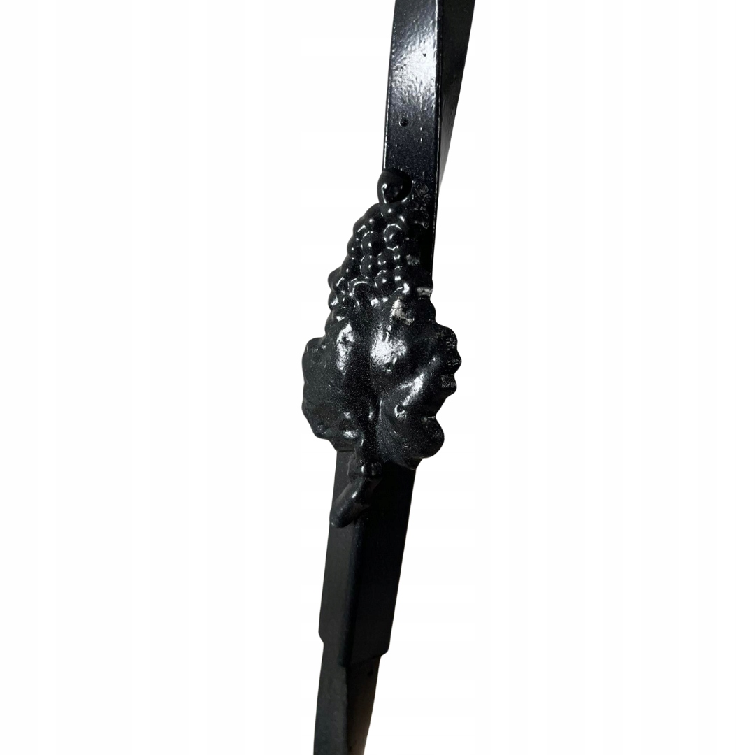 GrillOgrodowytrojnogKUTY60cmRUSZTZLANCUCHAMIStojaknadogniskoWysokoscproduktu185cm belsilt Laužo trikojis grilis 60 cm su grotelėmis modelis 134
