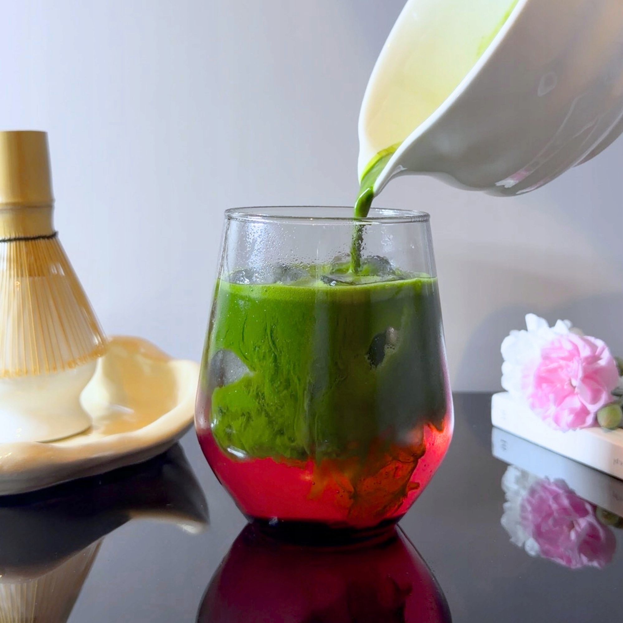 HerbataMatchaJaponskaZielonaTradycyjna100gdoLatteYushiMatchaWaga100g belsilt
