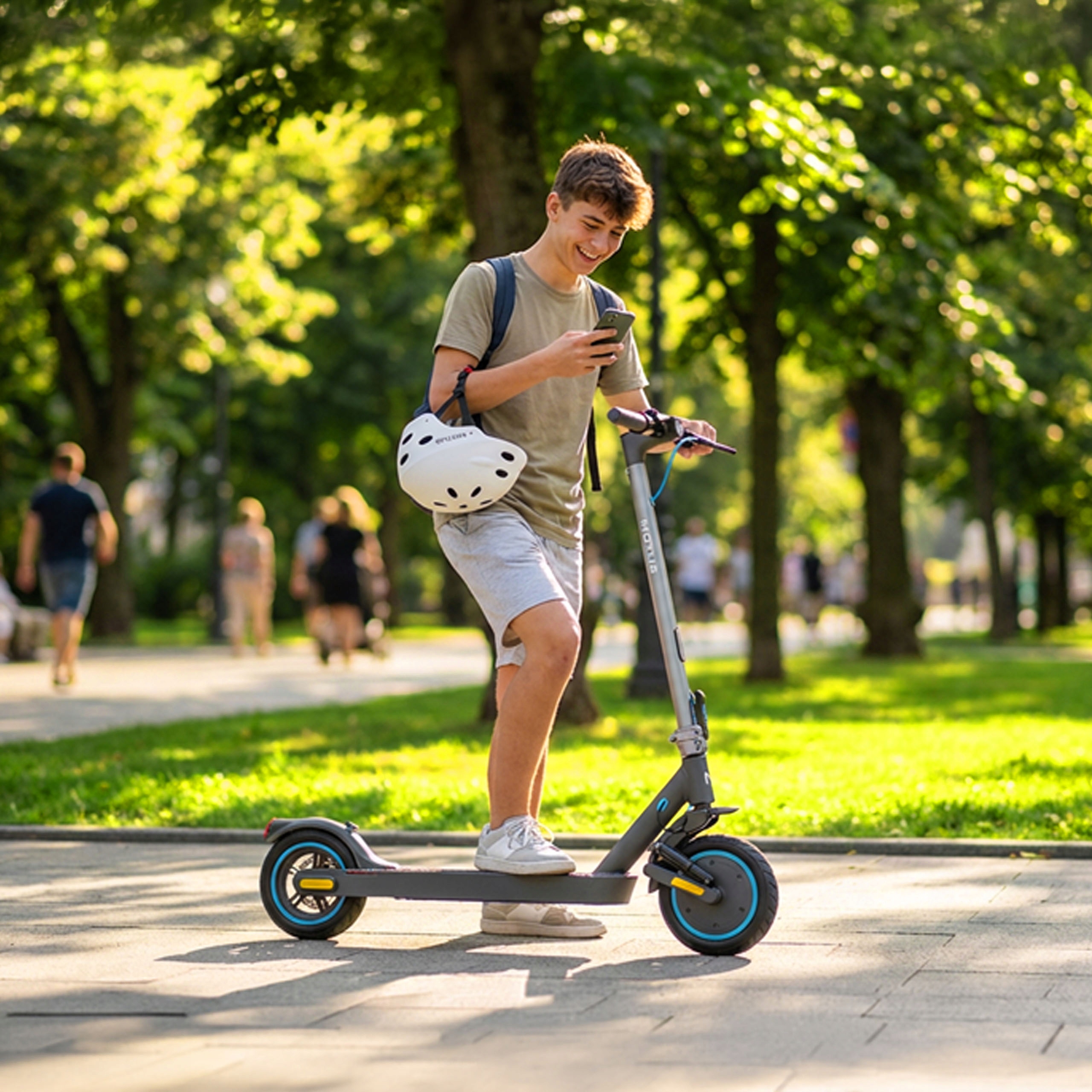 HulajnogaelektrycznaMotusScooty10Elite350WaplikacjaTuyabluetoothWaga13kg belsilt Elektrinis paspirtukas Motus Scooty 10 Elite 350 W programėle Tuya Bluetooth 350W versija 2