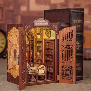 Book Nook Mini klub książki DIY rinkinys su LED apšvietimu