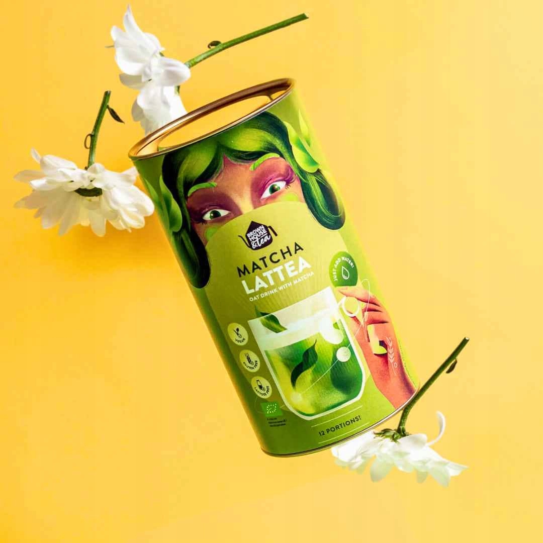 MatchaLatteaowsianematchalatteinstantPuszka240gWaga240g belsilt Matcha latte gėrimas 240 g greitas ir skanus pasirinkimas