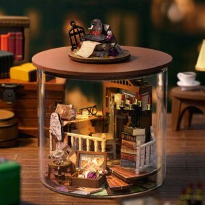Book Nook miniatiūrų pasaulis Habarri DIY rinkinys su LED apšvietimu