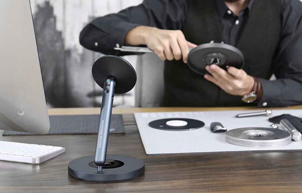 NillkinStabilnyMagnetycznyObrotowyUchwytNaTabletSmartwatchTelefonStanopakowaniaoryginalne1 belsilt Nillkin stabilus magnetinis besisukantis laikiklis planšetei išmaniajam laikrodžiui ir telefonui 6902048261877