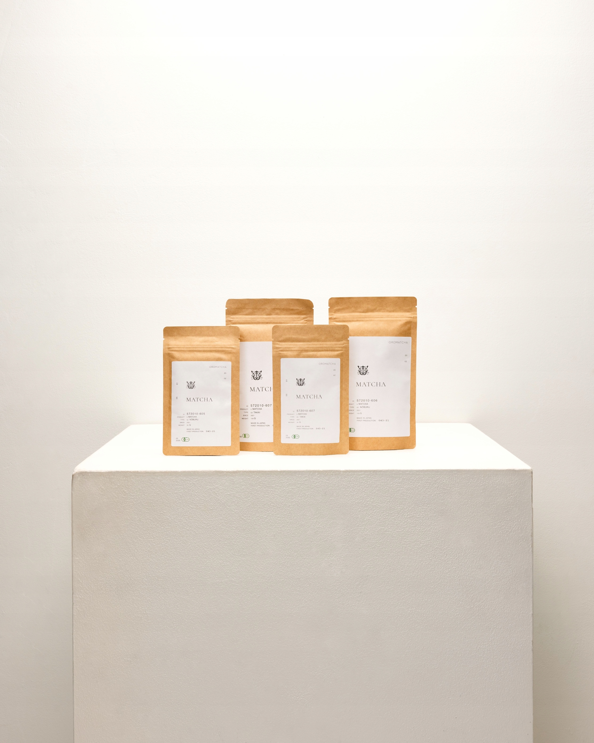 OROMATCHAHerbataMatchaJaponskaNOBURUPremiumLepszaKoncentracja30GKrajpochodzeniaJaponia belsilt Japoniška matcha arbata premium Oromatcha 30 g aukštos kokybės