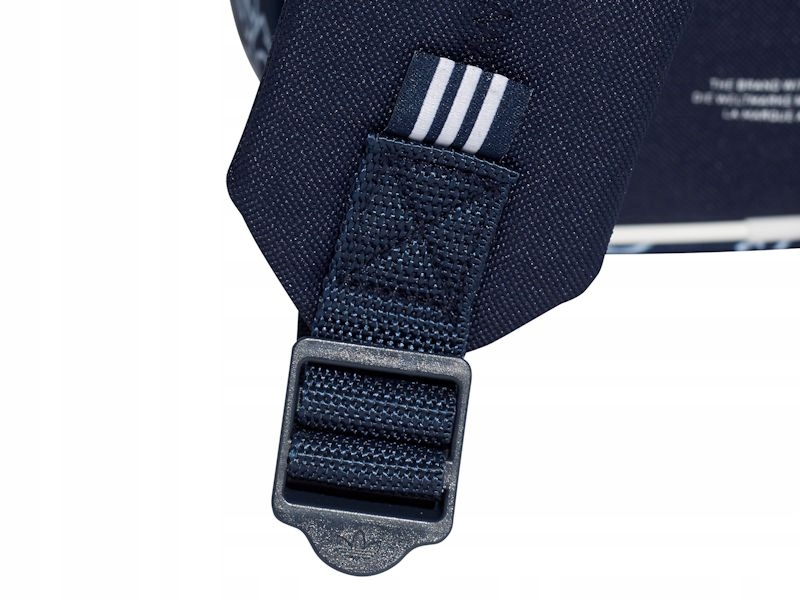 PlecakadidasOriginalsBPCLACGRNiebieskiNSMarkaadidas belsilt Sportinė mokyklinė kuprinė Adidas mėlyna ir balta