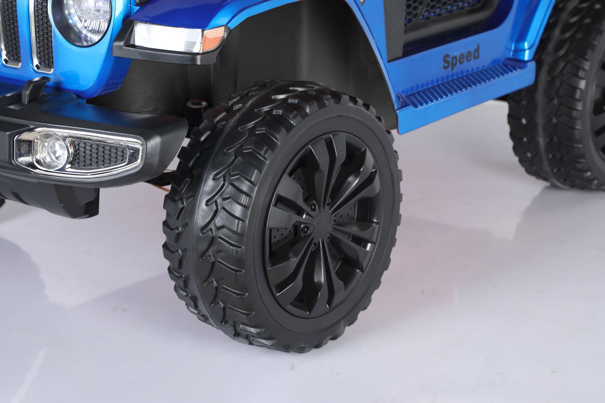 PojazdautoelektrycznedladzieckaJEEPspeedSUPERCARFT9384X412V7AhSzerokoscpojazdu72cm belsilt Elektryczny samochód dla dzieci Jeep Speed Supercar FT 938 4X4