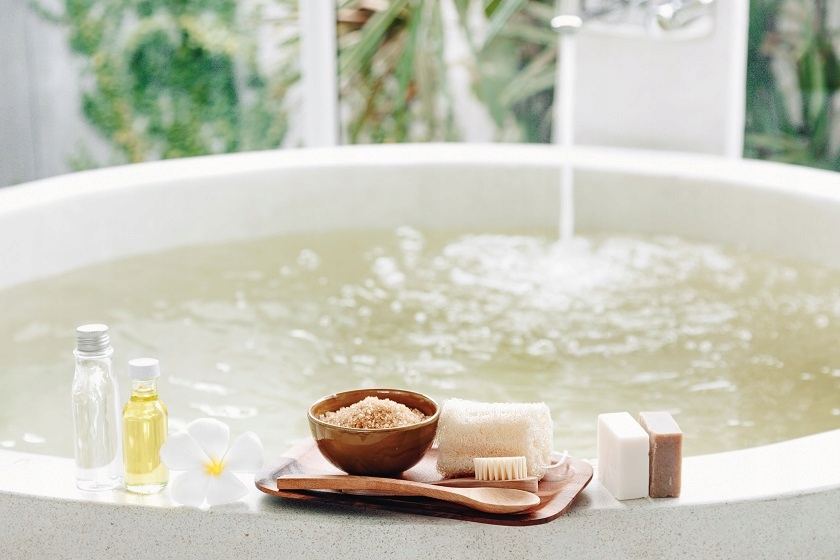 SOLEPSOMSiarczanMagnezu1kgCZYSTYSolgorzkaDOKAPIELIINSPORTCechydodatkowebezalkoholowychronicprzedswiatlemczystybezdodatkow belsilt Epsom druska INSPORT 1 kg magnio sulfatas voniai ir SPA