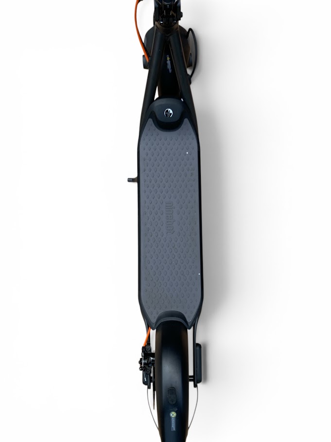SegwayNinebotKickScooterF30EHulajnogaElektryczna300WModelF30E belsilt Segway Ninebot KickScooter F30E 300W elektrinis paspirtukas