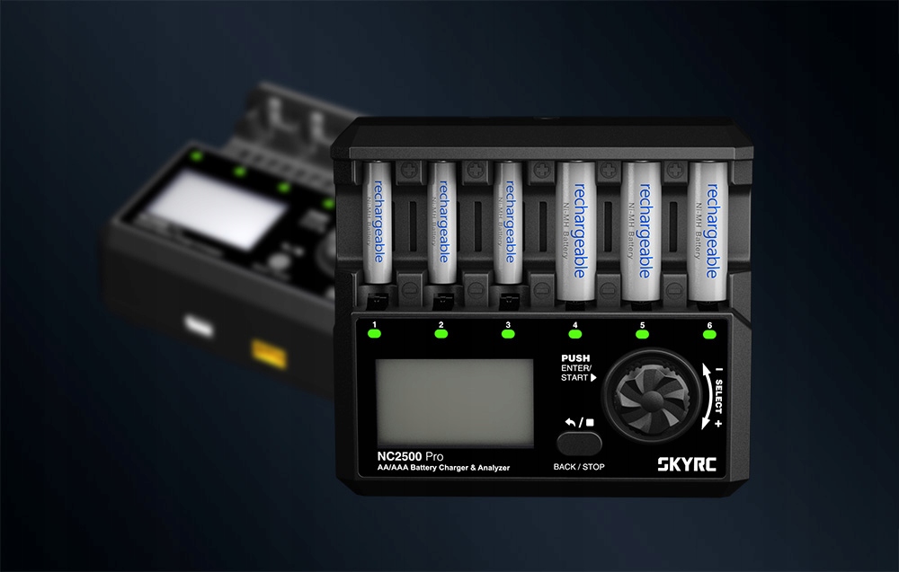 Greita įkroviklis AA AAA 36W SkyRC su USB для baterijų