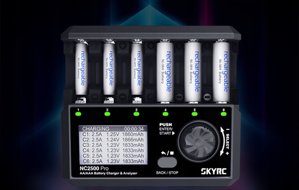 Greita įkroviklis AA AAA 36W SkyRC su USB для baterijų