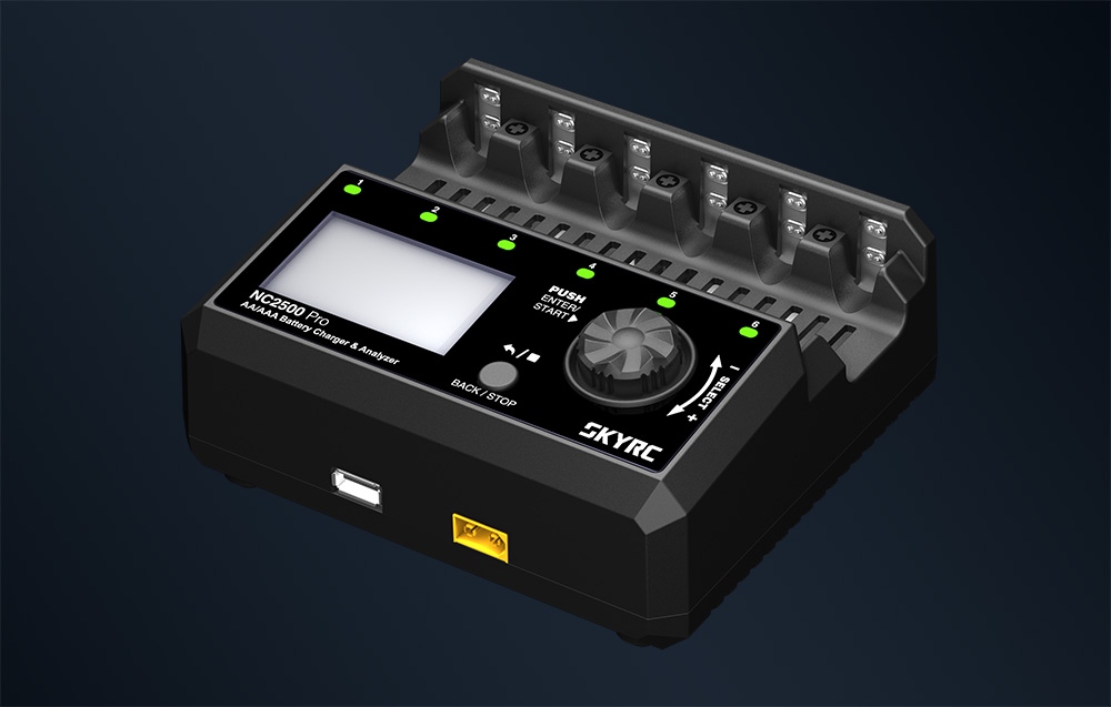 Greita įkroviklis AA AAA 36W SkyRC su USB для baterijų