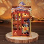 Book nook rinkinys žaislų krautuvėlė su LED apšvietimu modelis 272