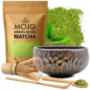 ZestawPrezentowyTradycyjnaMatcha100gAkcesoriaChasenChashakuLyzeczka belsilt Dovanų matcha rinkinys 100 g su chasen ir chashaku šaukšteliu