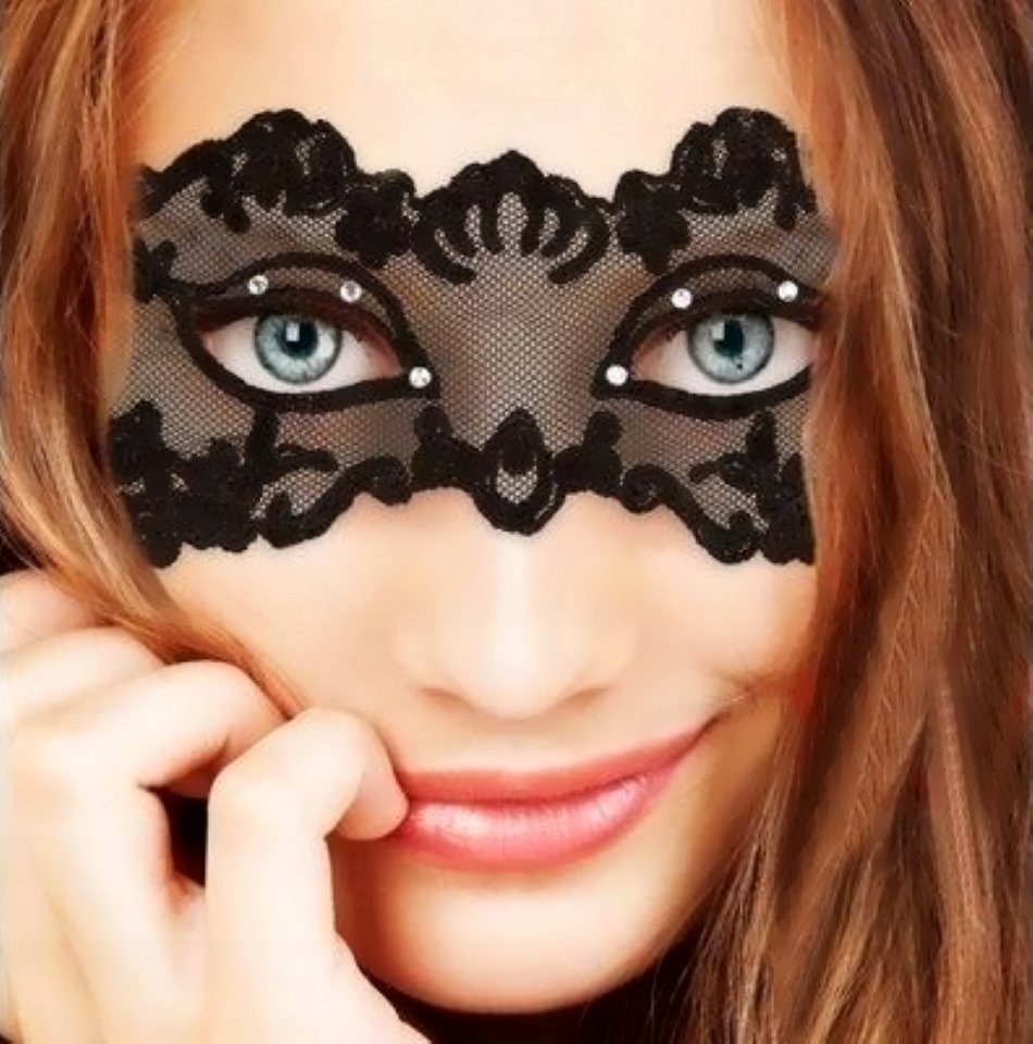 MISTERNIEWYKONANAMASKAADRIENLASTICLINGERIE belsilt