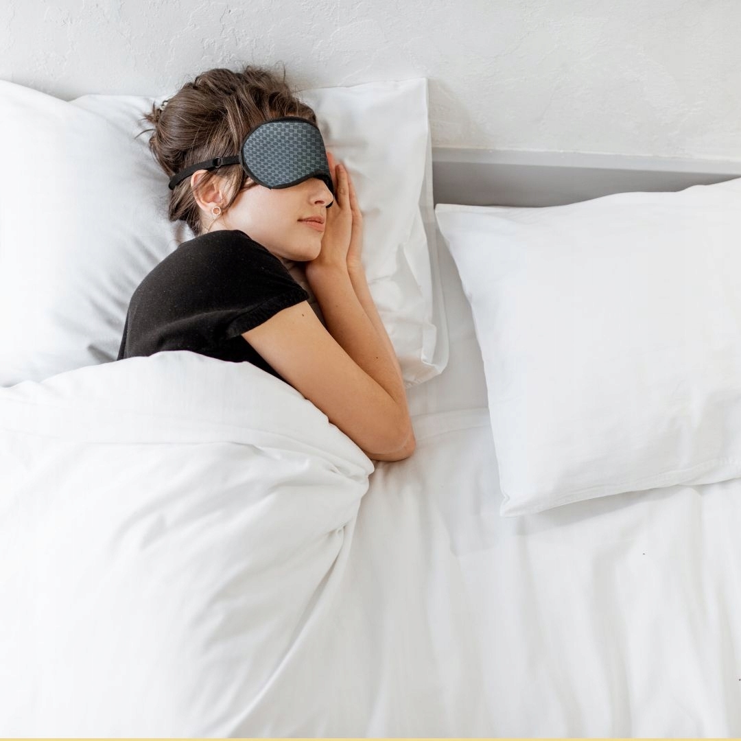 OPASKANAOCZYDOSPANIA3DMASKAZACIEMNIAJACA99SWIATLAREGULOWANASkladmaterialowypoliester1 belsilt Akių kaukė miegui 3D šviesą blokuojanti reguliuojama kelionėms su atminties putomis juoda jautresnei akių zonai