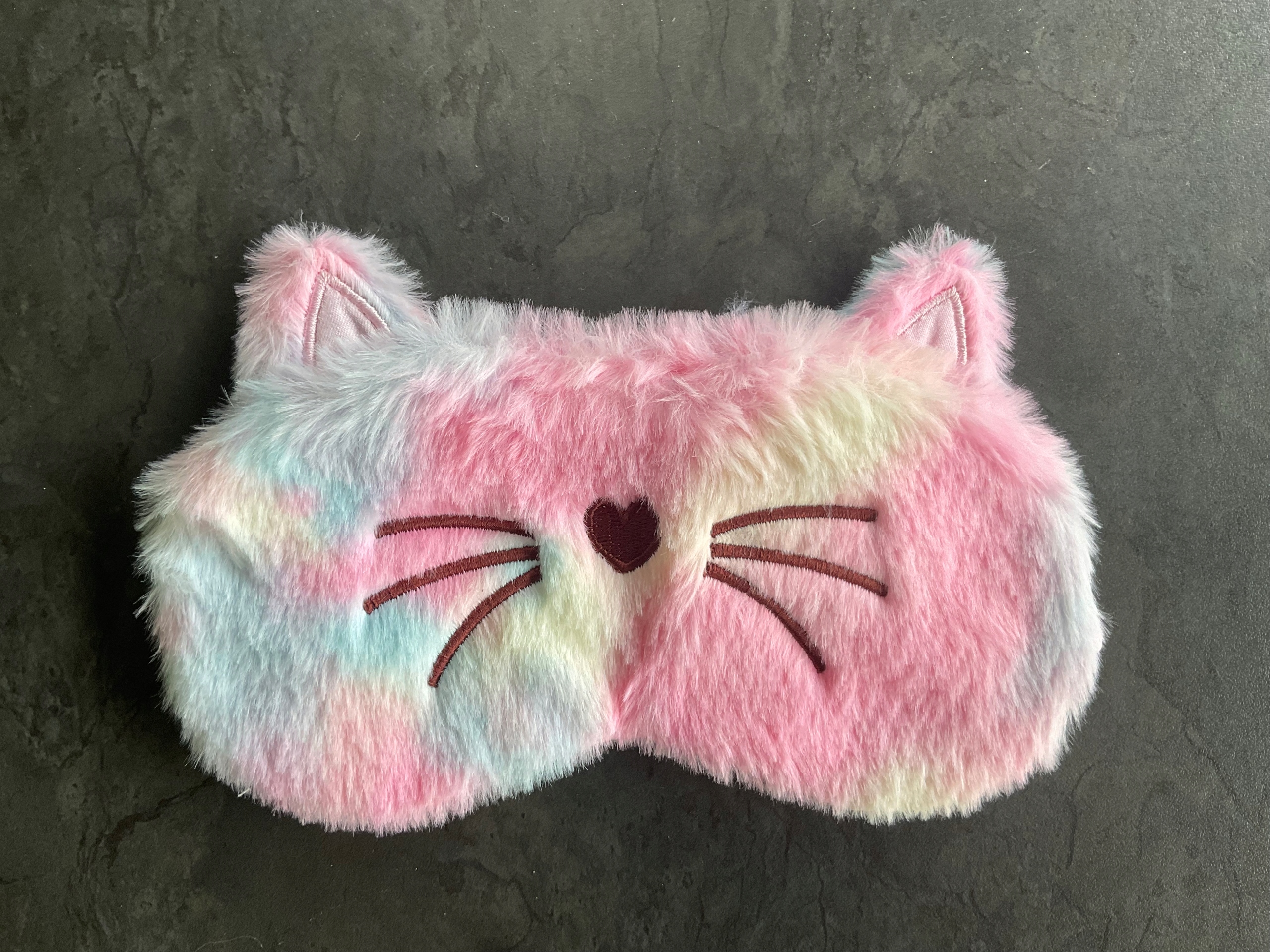 OPASKANAOCZYMASKADOSPANIASNURELAKSUKOTEKKOTTECZOWYPLUSZOWYTECZAWzordominujacyzwierzecy1 belsilt Vaikiška akių kaukė miegui kelionėms pliušinė katino dizainas patogiam miegui