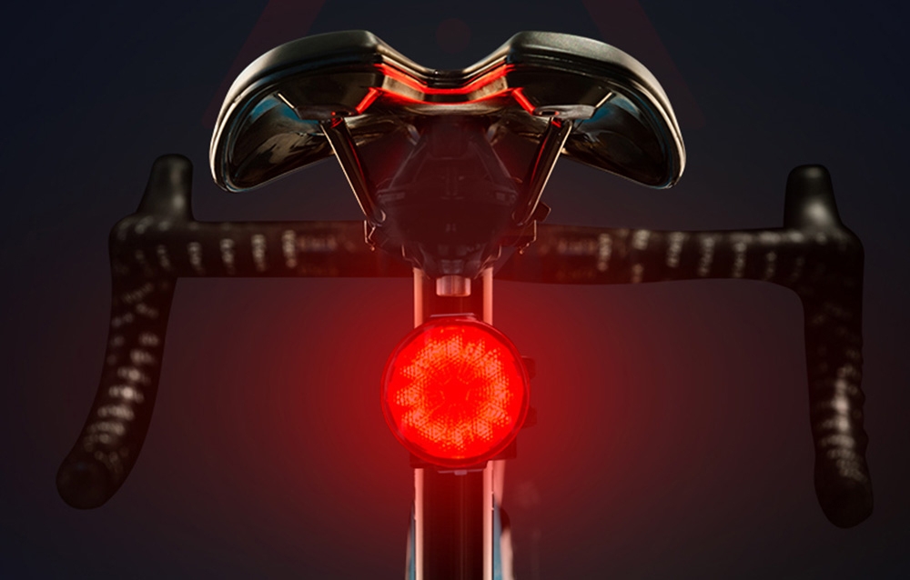Akumuliatorinė lempute Dviračio Superfire BTL05 IP65 5 režimų Darbui LED belsilt Akumuliatorinė lempute Dviračio Superfire BTL05 IP65 5 režimų Darbui LED