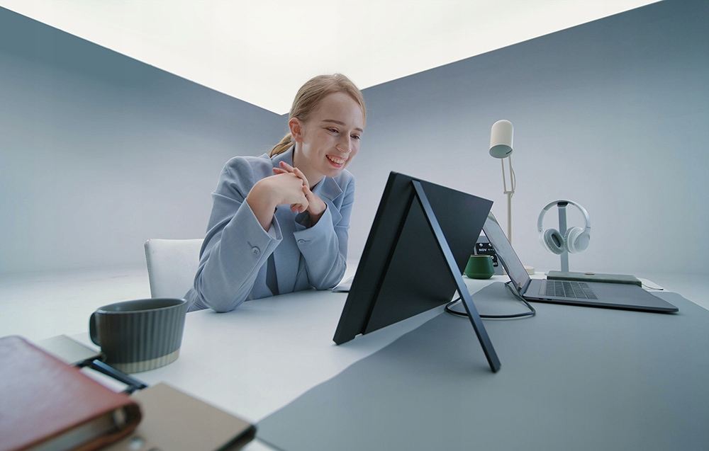 Arzopa Z1RC nešiojamas monitorius IPS 16 skirta nešiojamam kompiuteriui telefonui 2560 X 1600 USBC belsilt Arzopa Z1RC nešiojamas monitorius IPS 16 skirta nešiojamam kompiuteriui telefonui 2560 X 1600 USB C