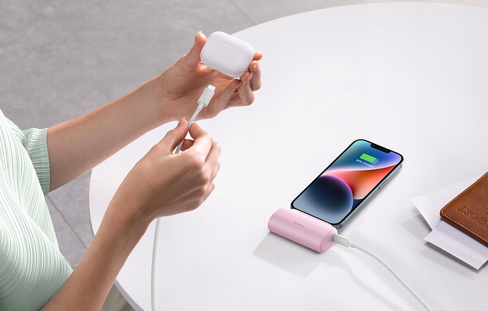 Baseus greitas išorinė baterija 5000mAh 20 W Išorinė baterija Lightning USBC+ USBC kabelis Rožinis belsilt Baseus greitas išorinė baterija 5000mAh 20 W Išorinė baterija Lightning USB C+ USB C kabelis Rožinis