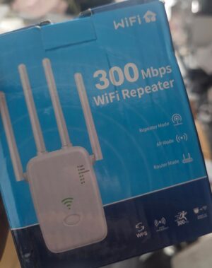 Lauko WiFi kartotuvas 300 Mbps 24 GHz su 4 antenomis ir WPS
