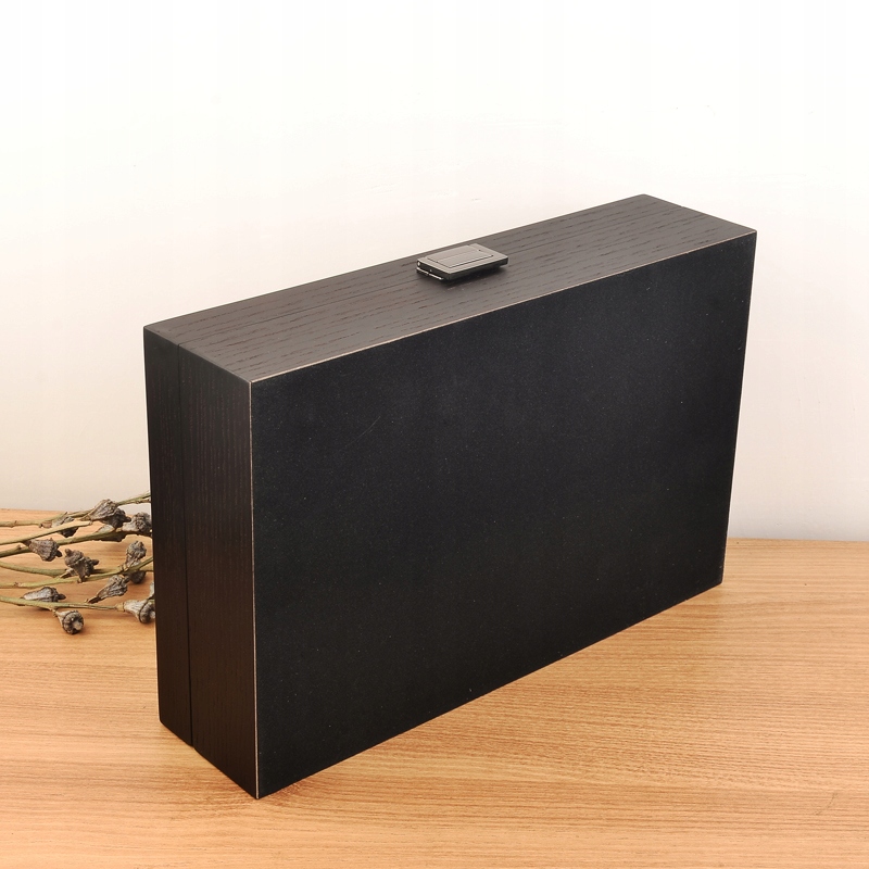 Medinė laikrodžių dėžutė 12 laikrodžiams su užraktu su vieta papuošalams 84x43cm belsilt Medinė laikrodžių dėžutė 12 laikrodžiams su užraktu su vieta papuošalams 84x43cm