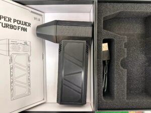 Akumuliatorinis mini oro pūstuvas elektronikai ir valymui – 130 000 aps./min., iki 52 m/s, 3000 mAh, daugiafunkcė