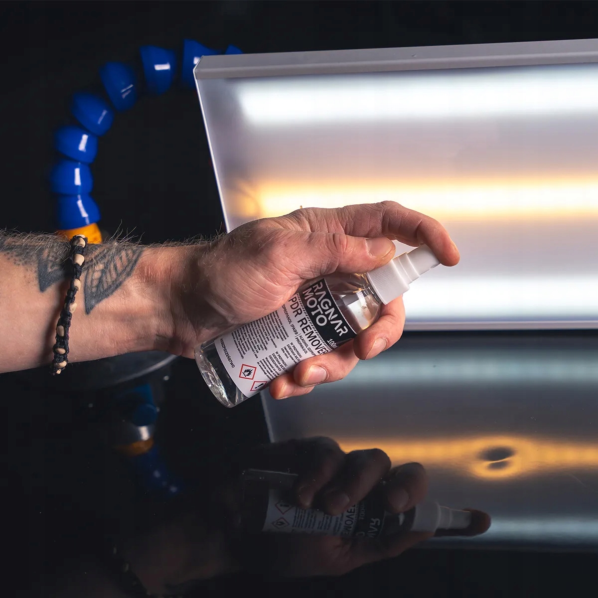 PDR įlenkimų šalinimo rinkinys su atbuliniu plaktuku ir refleksine lenta – produkto vaizdas